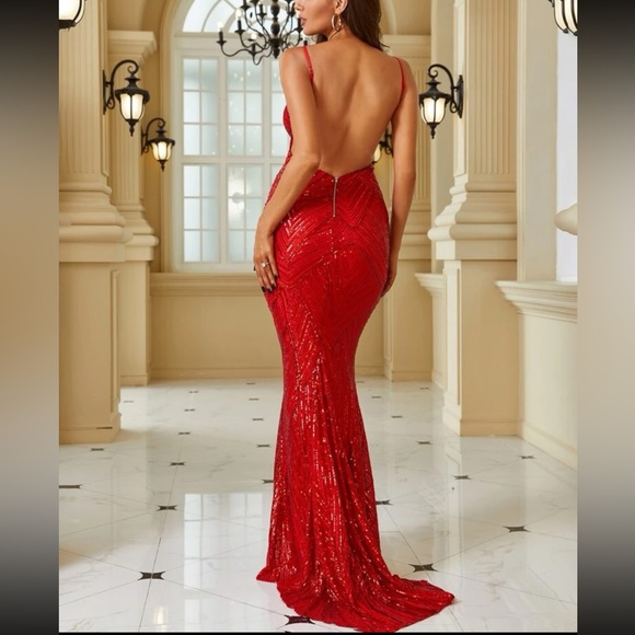 Luxe mermaid hem backless party formal evening sequins gown dress - Picture 3 of 7